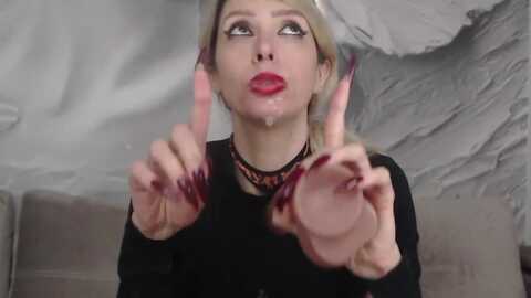 whitequeen888 @ myfreecams on 20240301