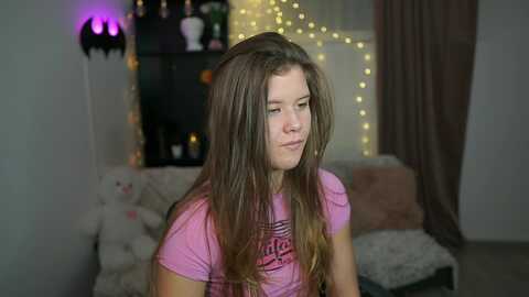 alaina__fox @ myfreecams on 20240302