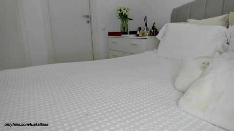 l_u_a_ @ myfreecams on 20240302