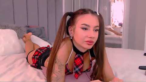 selenalo @ myfreecams on 20240302