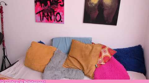 bellahanson @ myfreecams on 20240303