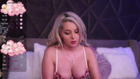 victoriamorro @ myfreecams on 20240303