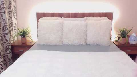 destinyfox1 @ myfreecams on 20240304