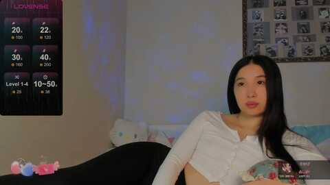 feralberry66 @ myfreecams on 20240304