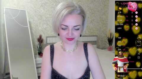 karollna_28 @ myfreecams on 20240304