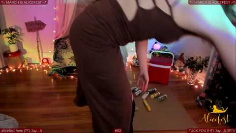 aliceisonfire @ myfreecams on 20240305