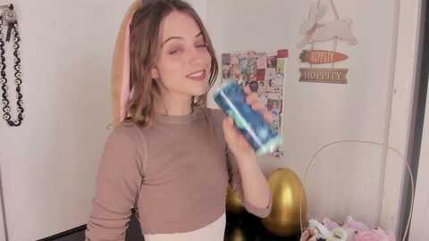 naomidee @ myfreecams on 20240305