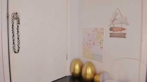 naomidee @ myfreecams on 20240305