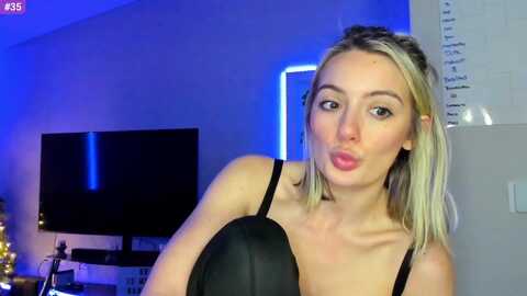 sammy_gray @ myfreecams on 20240305