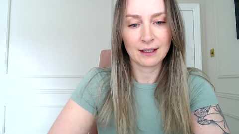 boob_jiggler @ myfreecams on 20240306