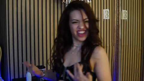 liacharm @ myfreecams on 20240306
