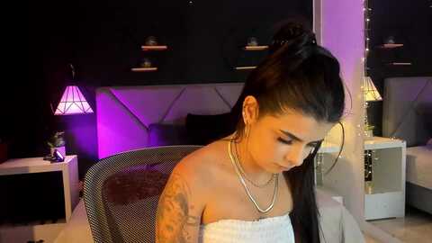 manelyk_m @ myfreecams on 20240306