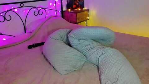 sexycocobutt @ myfreecams on 20240306