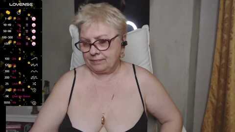 sexylynette4u @ myfreecams on 20240306