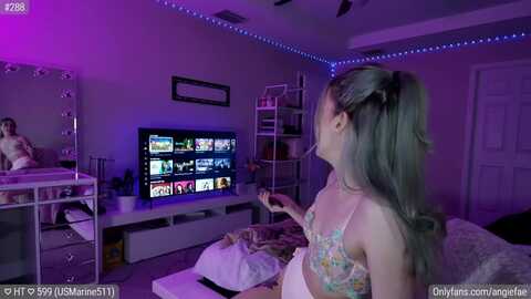 angiefae @ myfreecams on 20240307