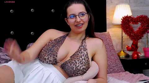 ariacooper @ myfreecams on 20240307