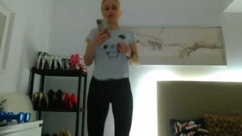 hrystina_ @ myfreecams on 20240307