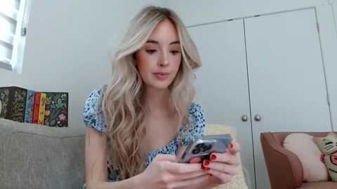 vegansoda @ myfreecams on 20240307