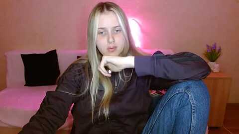 alleiko @ myfreecams on 20240308