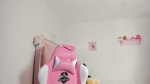 cherrycute666 @ myfreecams on 20240308