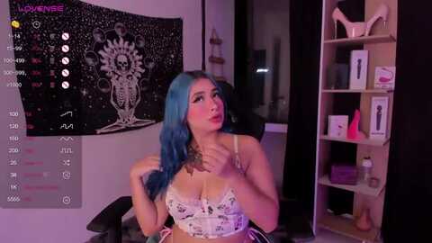 coraline226 @ myfreecams on 20240308