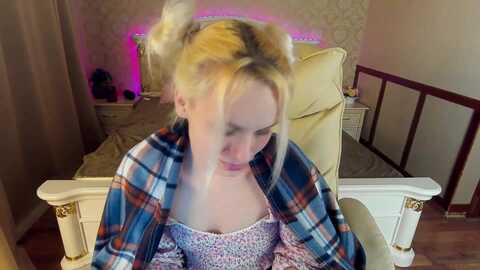 disneyroxxi @ myfreecams on 20240308