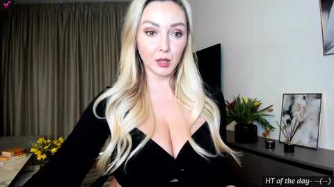 mi_ha @ myfreecams on 20240308