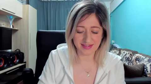 sweetdelia_ @ myfreecams on 20240308