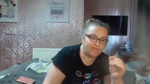 yummymummy39 @ myfreecams on 20240308