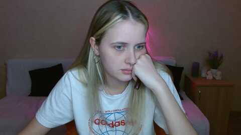 alleiko @ myfreecams on 20240310