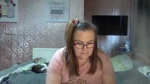 yummymummy39 @ myfreecams on 20240311