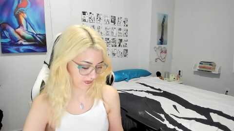 annatame @ myfreecams on 20240312