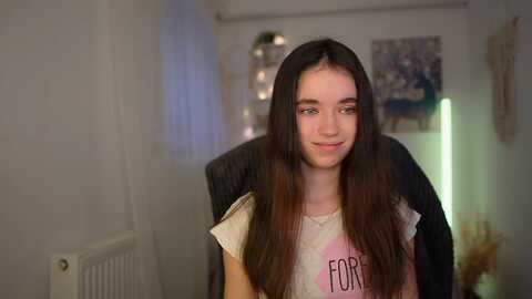 gia_paige18 @ myfreecams on 20240312