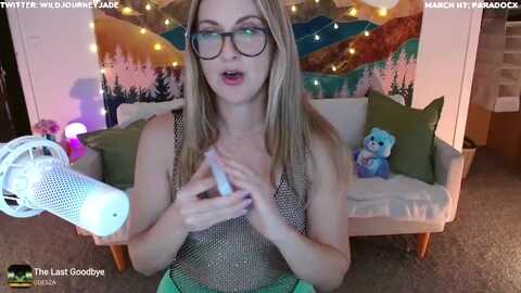 journeyjade @ myfreecams on 20240312