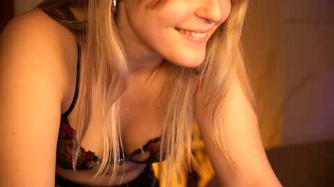 sweetpulse_ @ myfreecams on 20240312