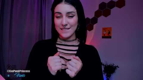 liittlebunny @ myfreecams on 20240313