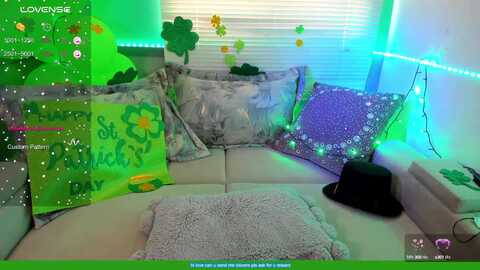mhariangell @ myfreecams on 20240313
