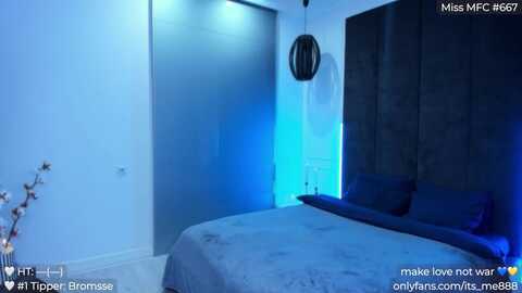 panamera_888 @ myfreecams on 20240313