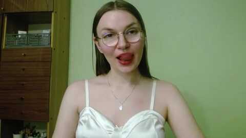 perfectelly @ myfreecams on 20240313