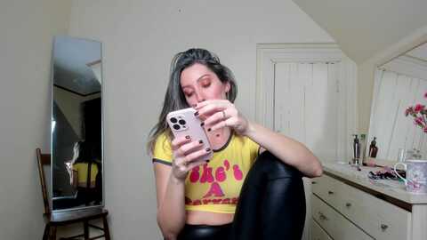 essiac @ myfreecams on 20240314