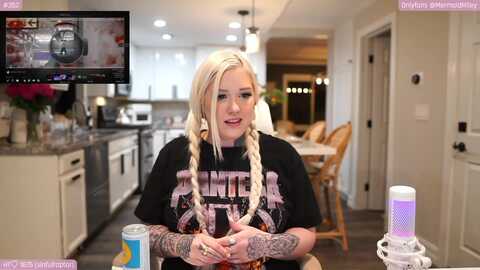 mermaidmiley @ myfreecams on 20240314