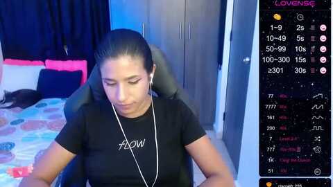 prettyfriends @ myfreecams on 20240314