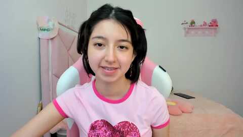 cherrycute666 @ myfreecams on 20240315