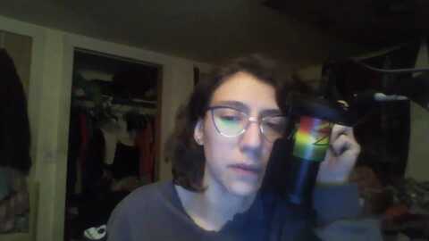 maedelray @ myfreecams on 20240315