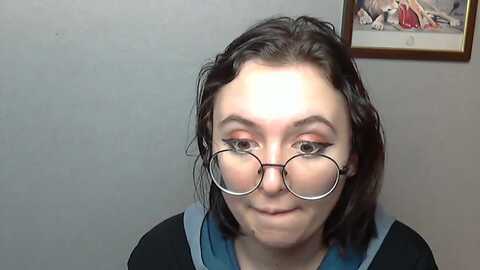 mini_diva @ myfreecams on 20240315