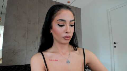 awesomejolie @ myfreecams on 20240316