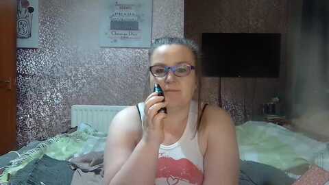 yummymummy39 @ myfreecams on 20240316
