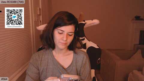 akewyear777 @ myfreecams on 20240317