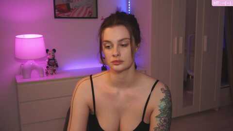lucynutty @ myfreecams on 20240317