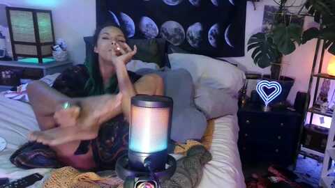 lunarlexxx @ myfreecams on 20240317